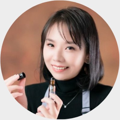 李慧瑩－精油塔羅師